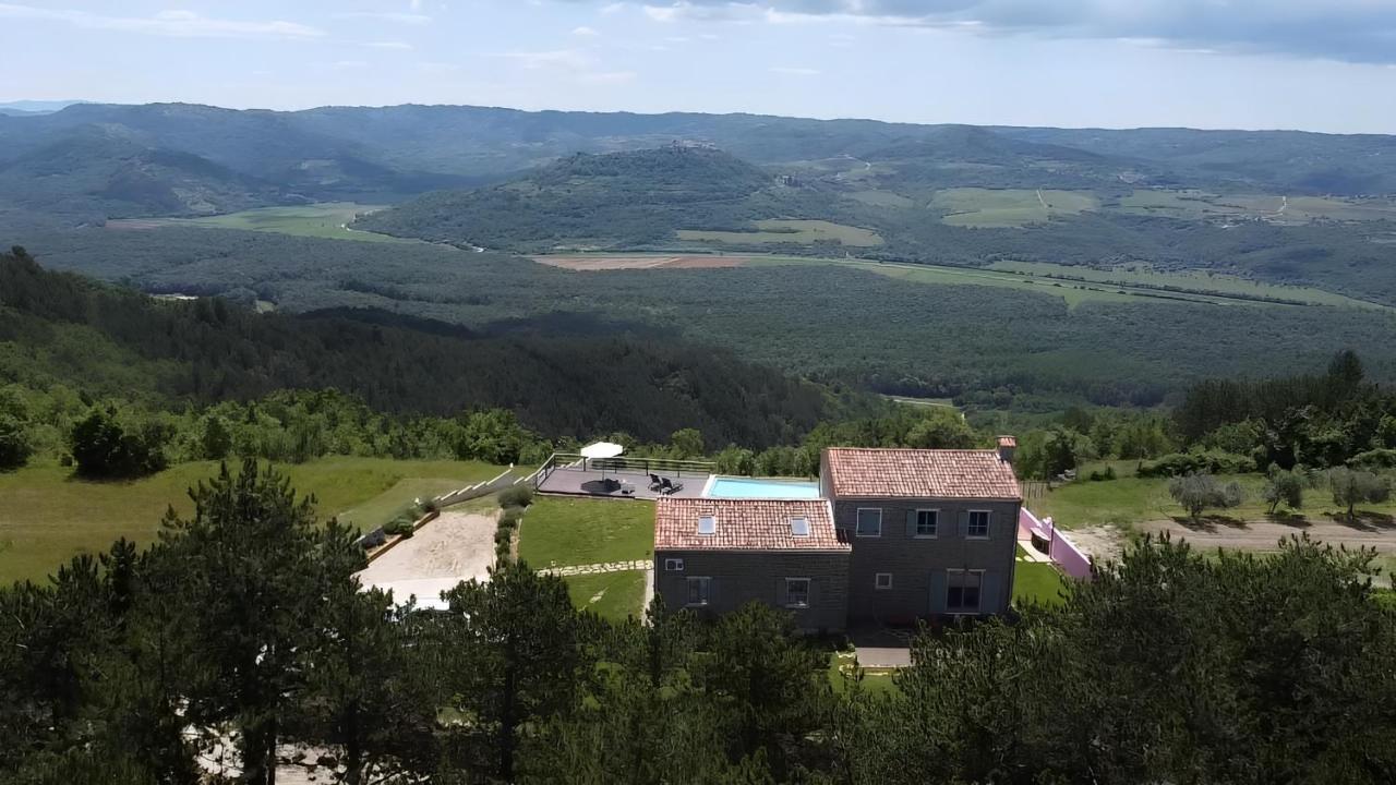 Villa San Silvestro Oprtalj Exterior foto